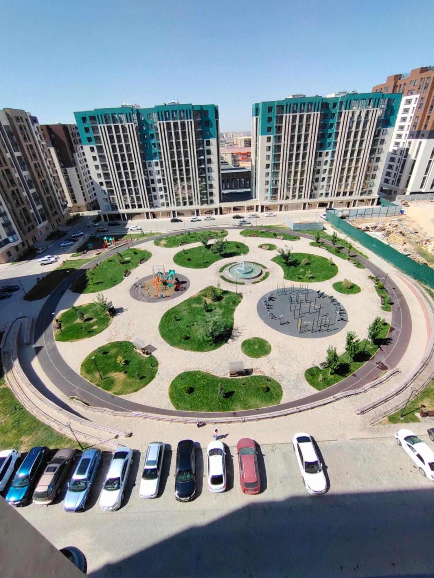 Просторная Квартира 3 Х Ком В Новом Районе Apartment Shymkent Exterior photo